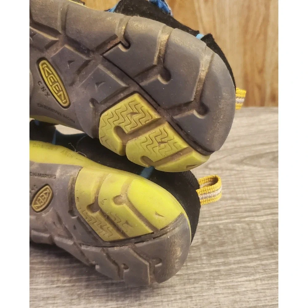 Keen Seacamp II Hiking Sandals Youth Size 4 Black‎ Blue